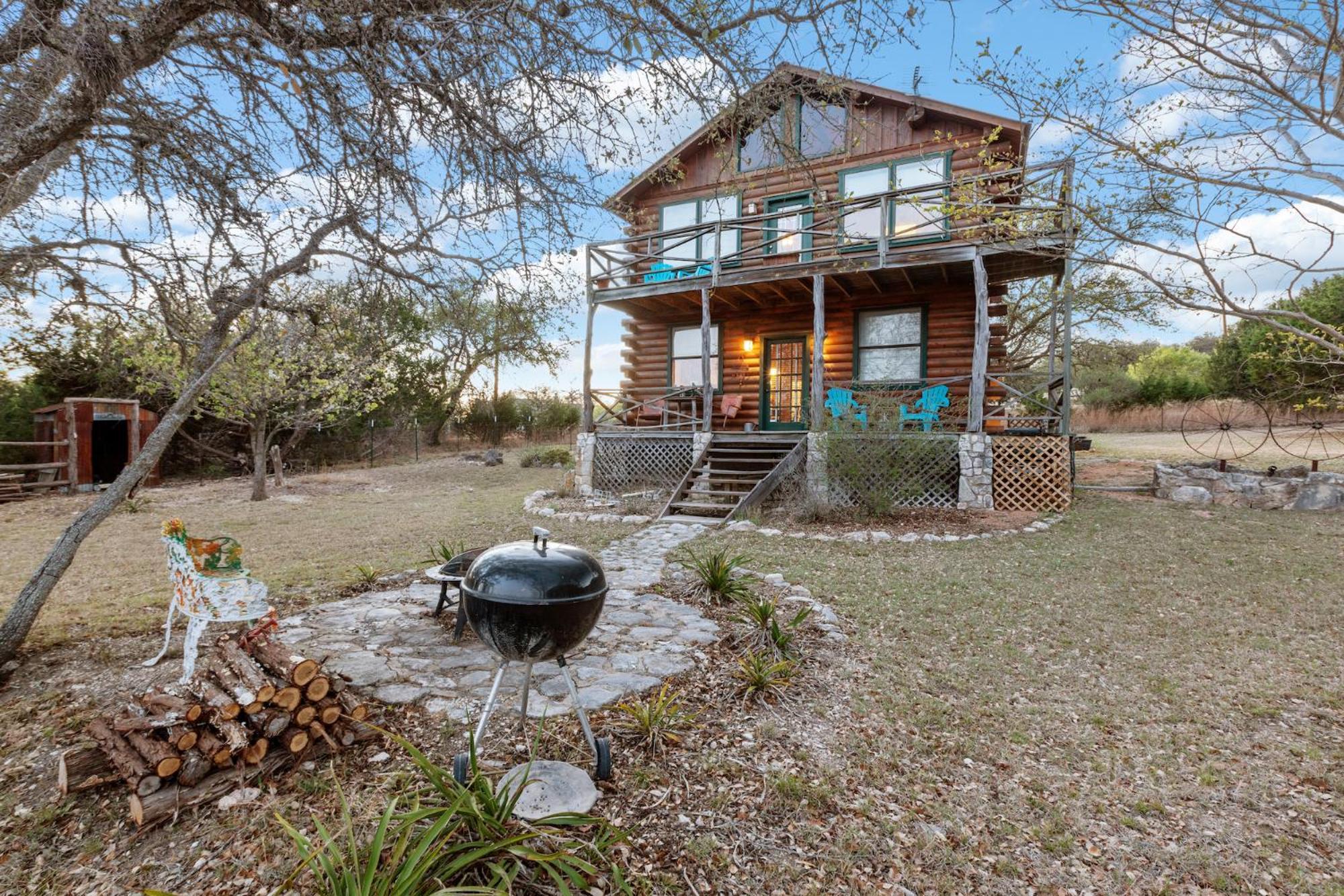 Mighty Oak Log Cabin Фредериксберг Экстерьер фото