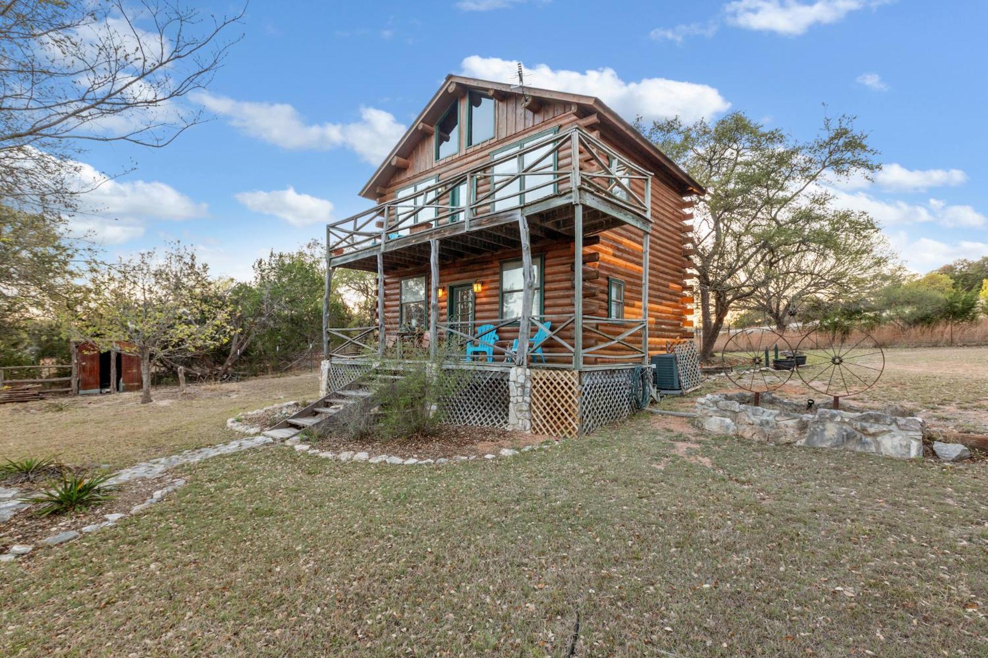 Mighty Oak Log Cabin Фредериксберг Экстерьер фото