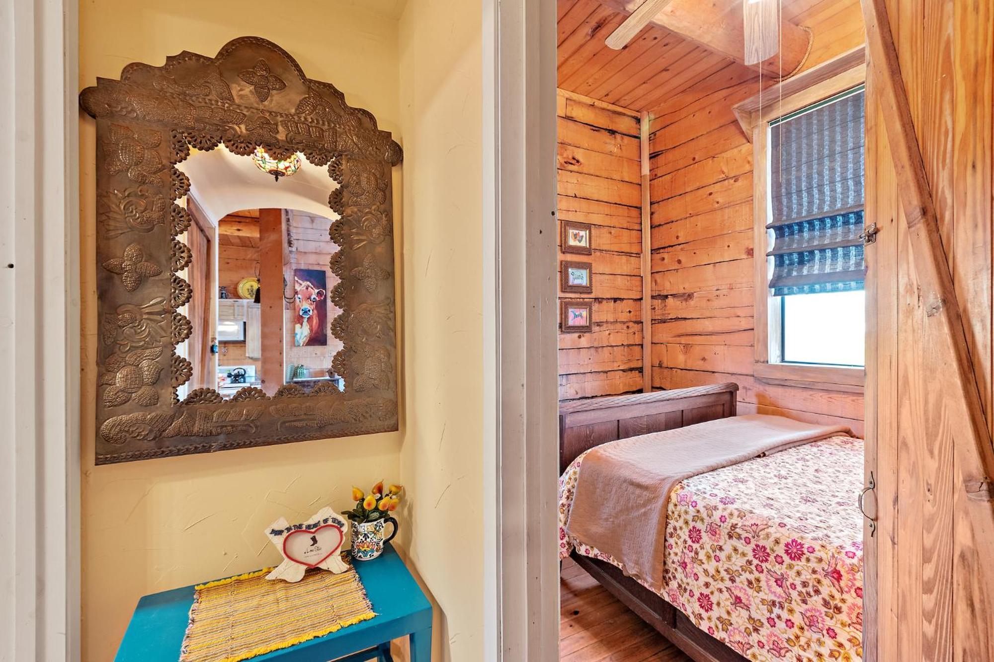 Mighty Oak Log Cabin Фредериксберг Экстерьер фото
